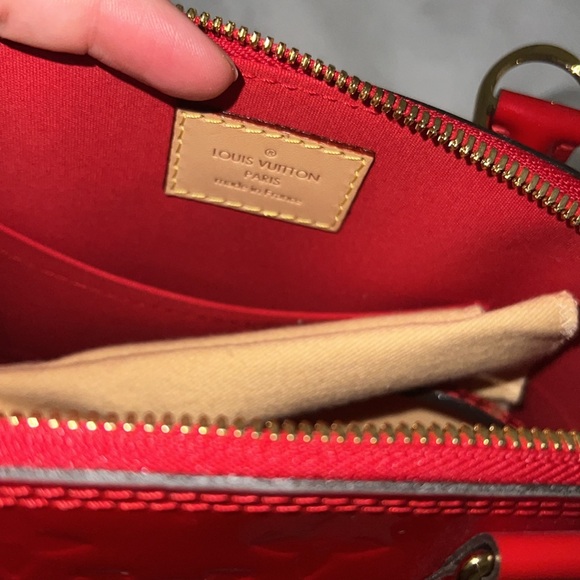 Louis Vuitton Red Vernis Leather Alma BB - Picture 10 of 13